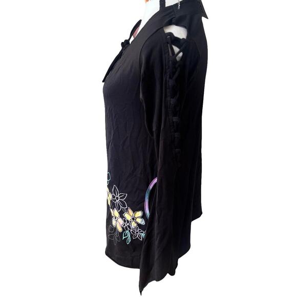 vtg. Black Embroidered Floral Tie Up‎ sleeves Fairy Grunge Boho Top NWT - Picture 6 of 9